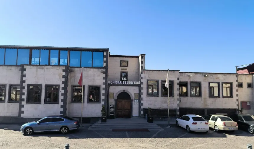 Uçhisar Belediyesi’ne Yeni Çöp Toplama Aracı ve 4 Milyon TL’lik Hibe Desteği