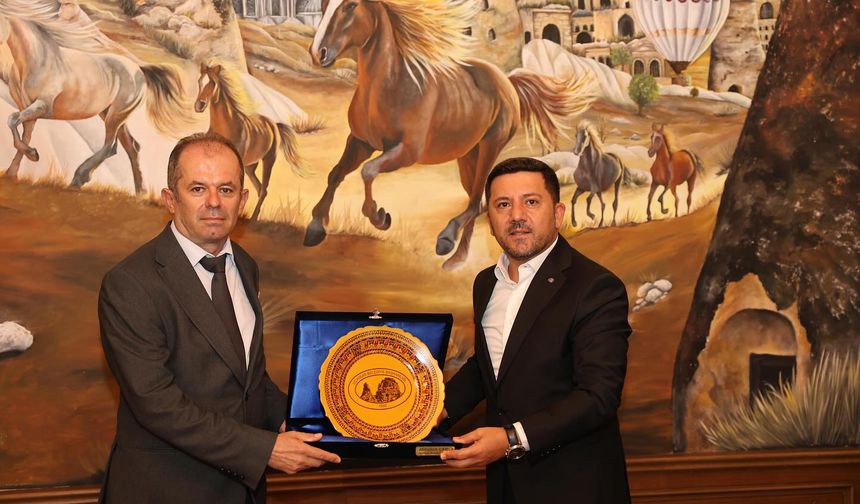 Uçhisar Heyeti Başkan Arı’yı Ziyaret Etti