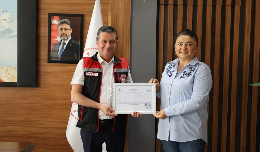 Hacıbektaş’taki İşletmeye Ari Belgesi Verildi