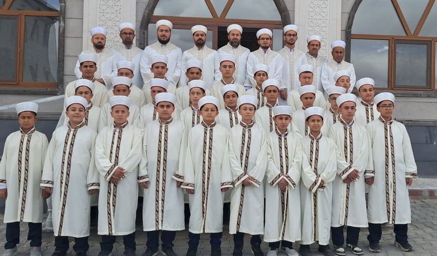 Acıgöl’de 28 Öğrenci İçin Hafızlık Merasimi Düzenlendi