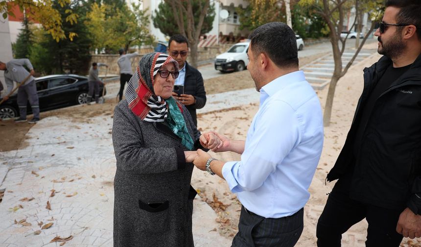 Başkan Arı, Şehrin Her Noktasında Vatandaşlarla Buluşuyor
