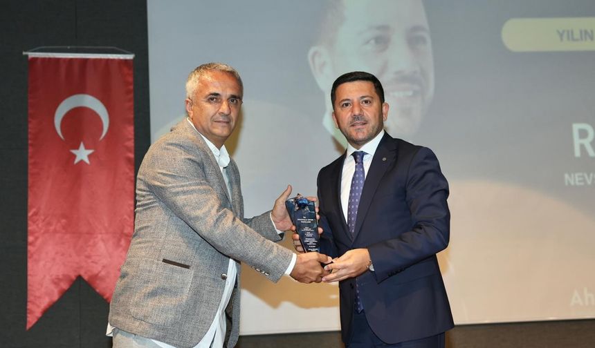 Nevşehir Belediye Başkanı Rasim Arı, Yılın Belediye Başkanı Seçildi