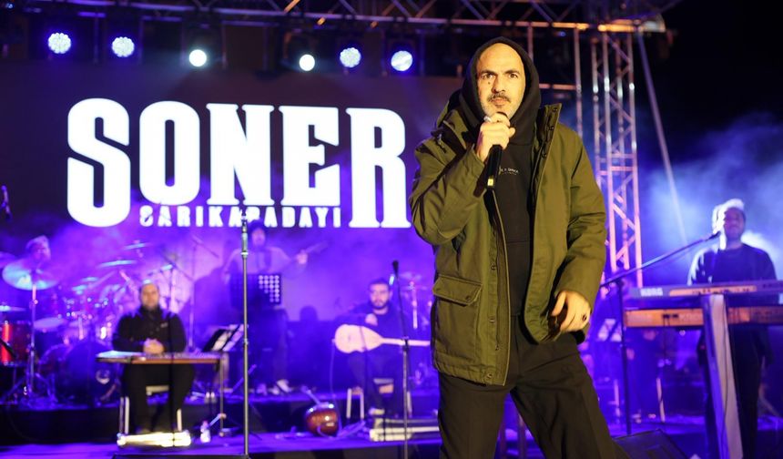 Soner Sarıkabadayı Nevşehir PATFEST’te Sahne Aldı