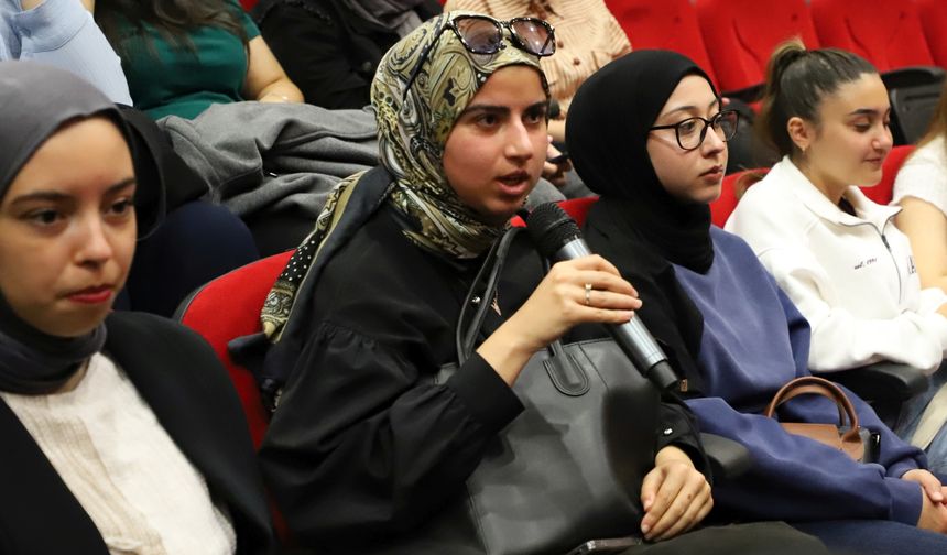 NEVÜ'de Rektör-Öğrenci Buluşması Düzenlendi