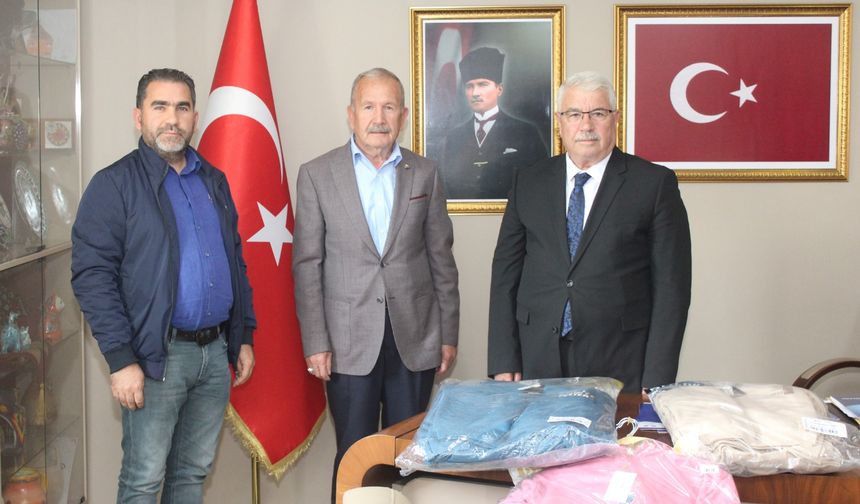 Nevşehir Ticaret Borsası'ndan 500 Öğrenciye Eşofman Takımı