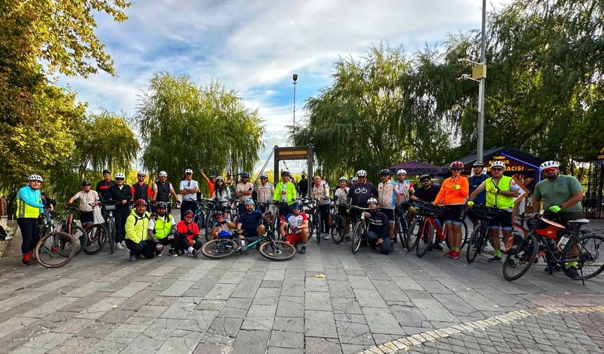 NEVÜ Bisiklet Kulübü Ev Sahipliğinde Kapadokya Turu Gerçekleştirildi