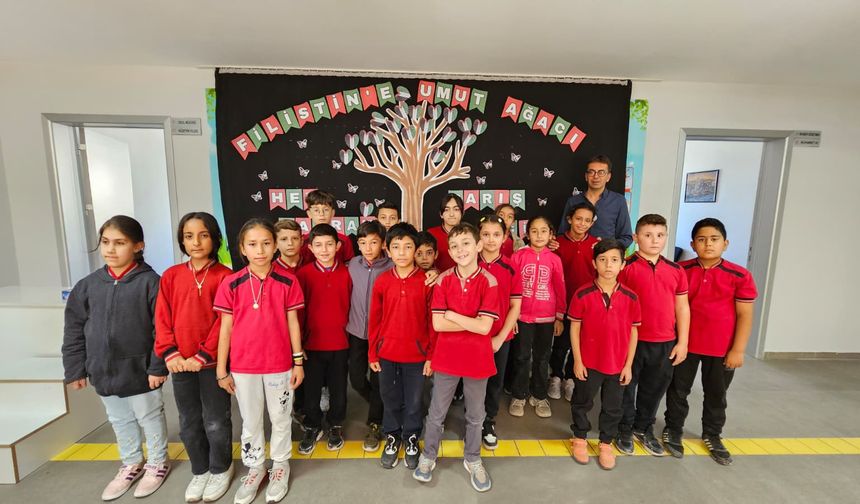 Nevşehir'de “Filistin İçin Umut Ağacı” Etkinliği Düzenlendi