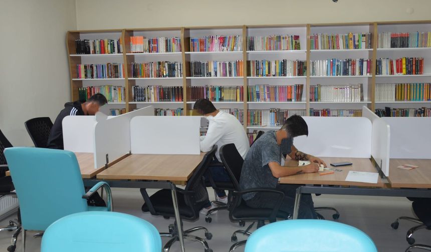 Nevşehir’de Yükümlüler Kitap Okudu