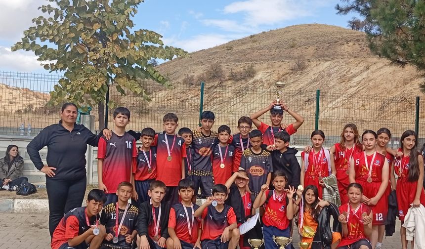 H. Lütfi Pamukçu Ortaokulu Rüzgârı Nevşehir’de Esti!