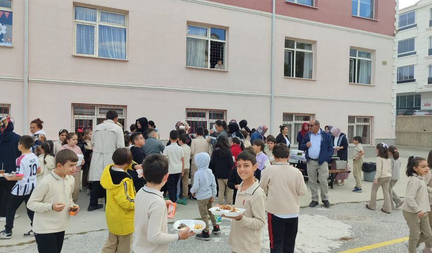 Nevşehir Güzelyurt Mahallesi’nde Gazze İçin Kermes!