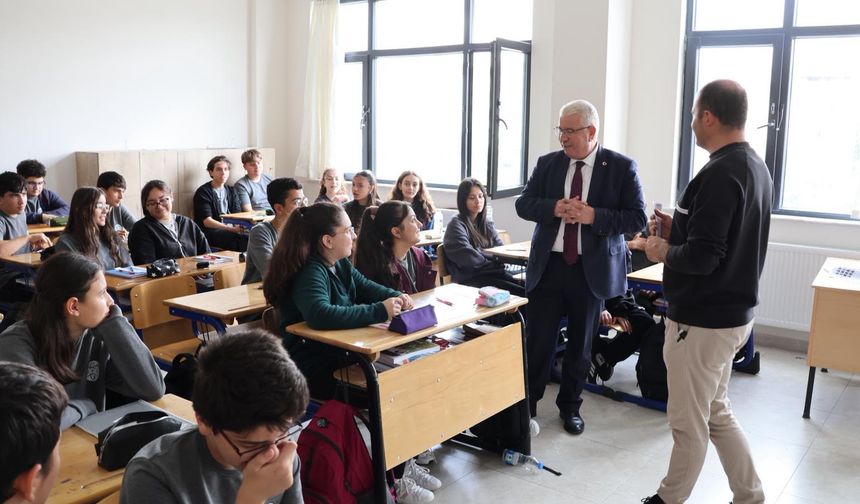 Müdür Yazıcı’dan Fevzi Dirikoç Fen Lisesi’ne Ziyaret