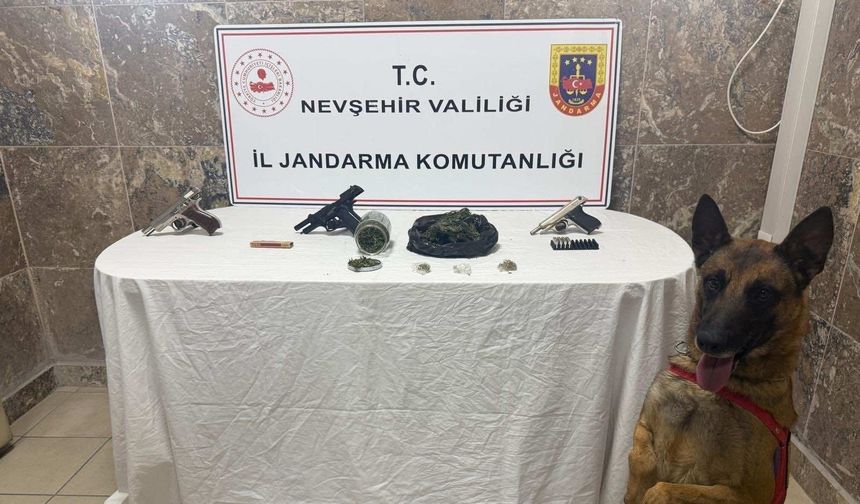 Ürgüp’te Uyarıcı Madde ve Silah Ele Geçirildi