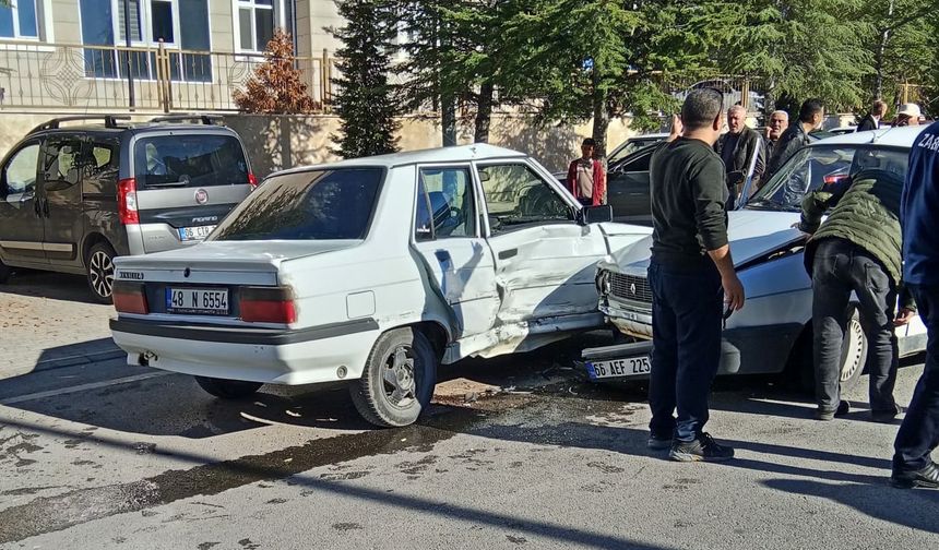 Kozaklı’da Trafik Kazası: 1 Kişi Hafif Yaralandı