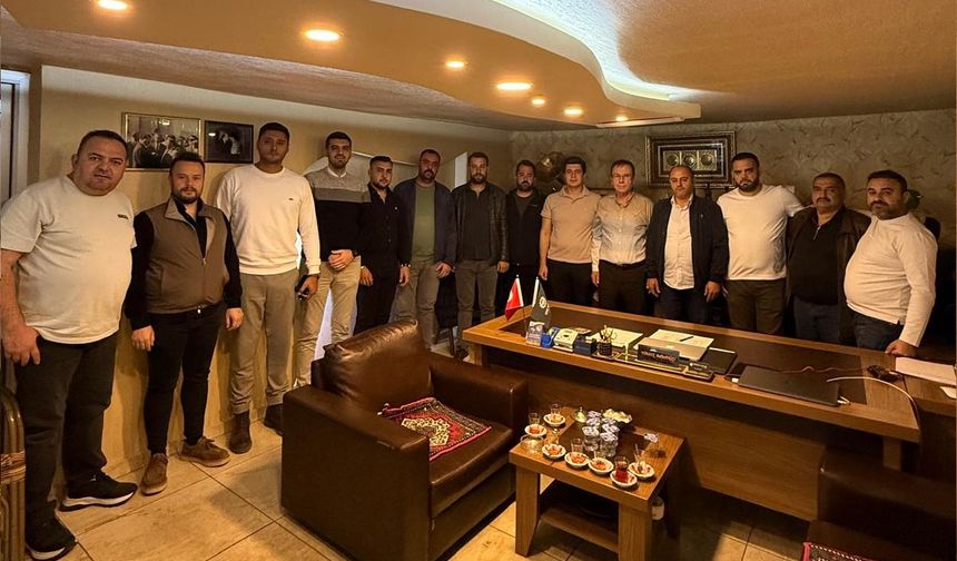 Babaoğlu, 'Galerici genç girişimcilerle buluştu'
