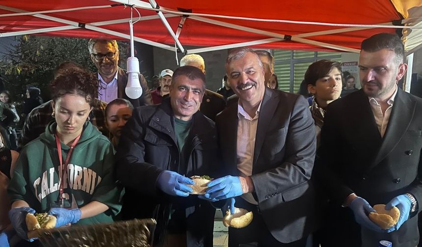 Nevşehir'de üniversite öğrencileri hamsiye doydu