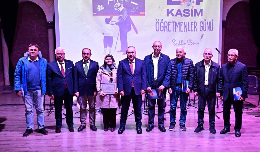 Nevşehir’de Öğretmenler Günü Coşkuyla Kutlandı