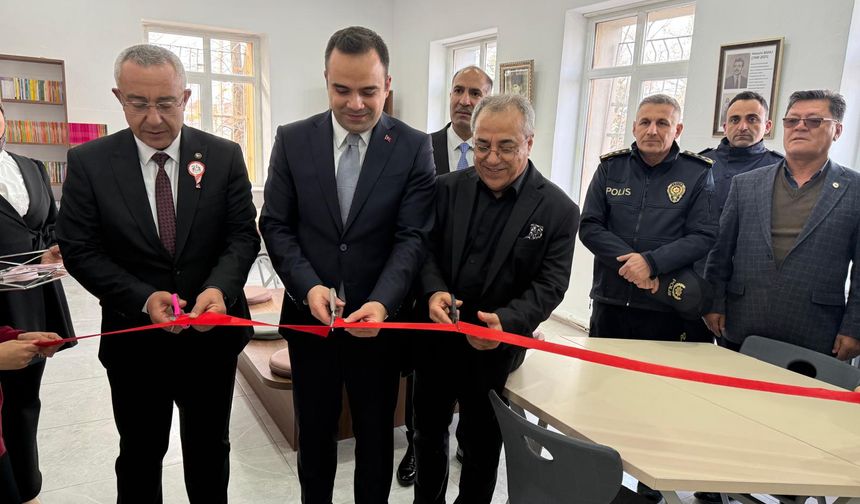 Nevşehirli Prof. Dr. Oktay Banlı’dan Öğretmen Babasına Vefa