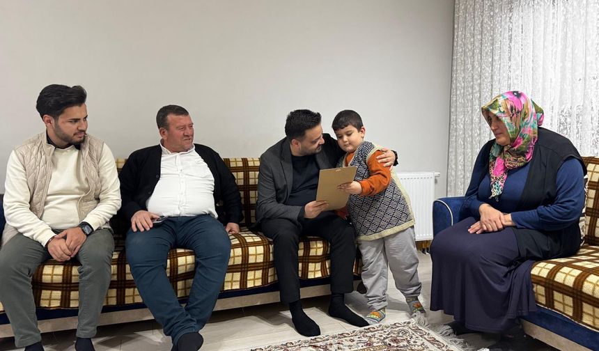 AK Parti Nevşehir’den “Gönül Kapısı” Hane Ziyaretleri