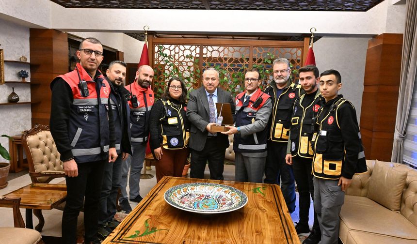 Vali Fidan, Ziyaretçilerini Kabul Etti