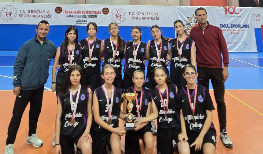 Basketbol’da Şampiyon Altınyıldız