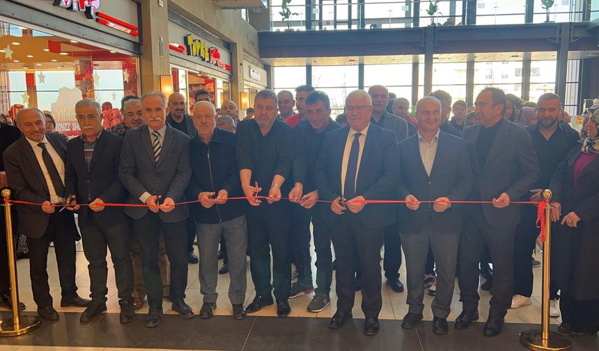 Kapadokya Temalı Fotoğraf Sergisi "Küller ve Taşlar" Sanatseverlerle Buluştu