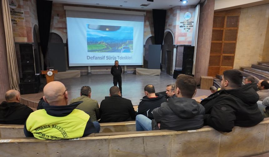 Nevşehir Belediyesi 70 Personele Güvenli Sürüş Eğitimi