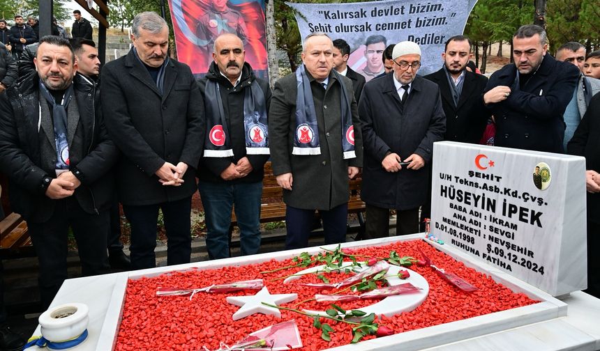 Nevşehirli Şehit Hüseyin İpek Kabri Başında Yâd Edildi