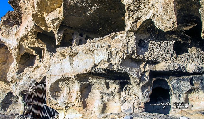 Avanos’un İlk Yerleşim Yeri: Kuşçu İni (Kuşcin) Mağaraları