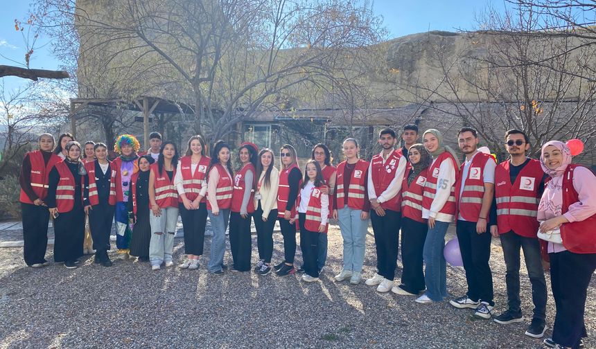 Türk Kızılay Nevşehir’den 3 Aralık Dünya Engelliler Gününde Anlamlı Etkinlik!