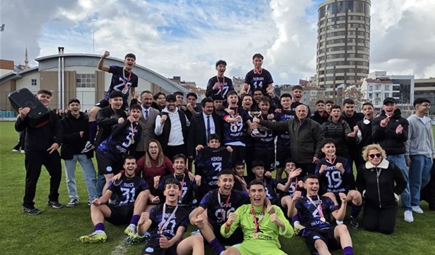 Nevşehir’de Okul Sporları Genç A Erkek Futbol Müsabakaları Sona Erdi