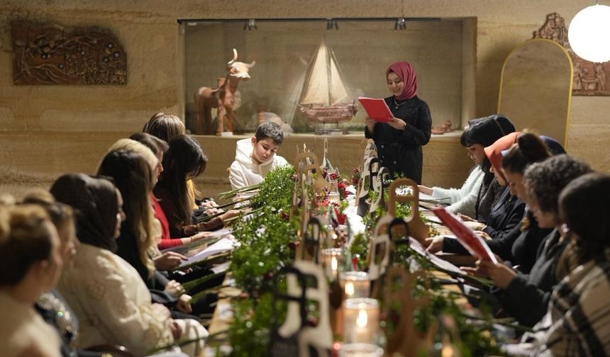 Evreka Psikoloji Yıl Sonunu Ruhsal Detoks ve Kokina Çiçeği Yapımıyla Taçlandırdı