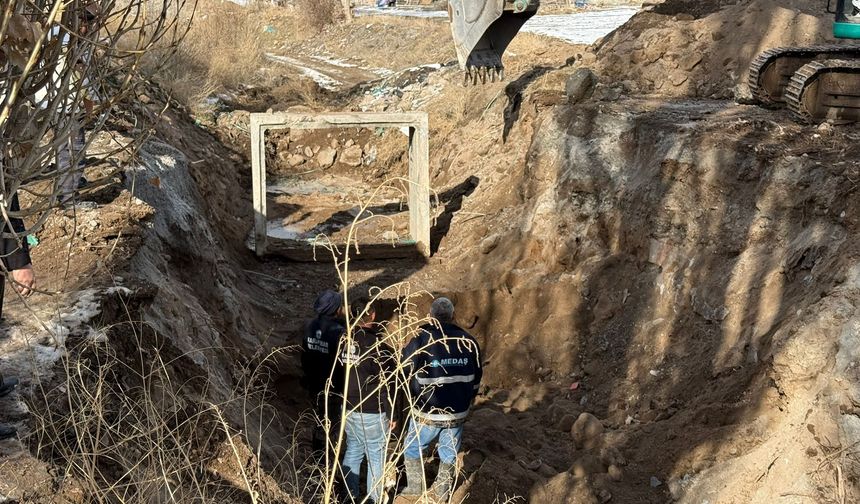 Karapınar’da Sel Riskine Karşı Dere Genişletildi