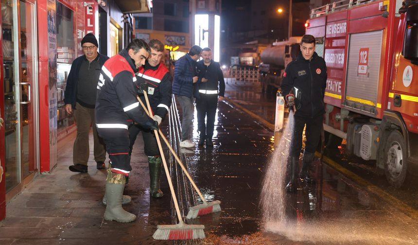 Nevşehir Atatürk Bulvarı’nda Çift Yönlü Temizlik