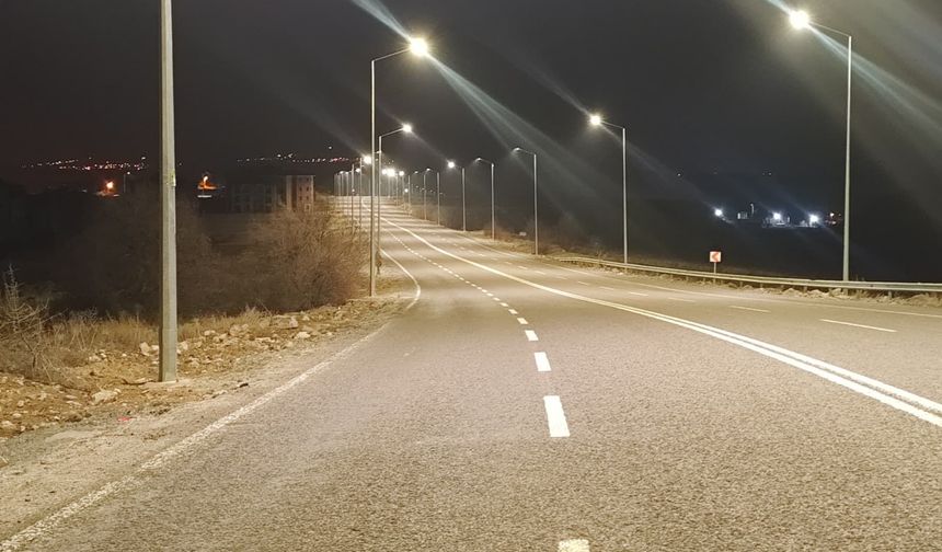 Nevşehir'de Sulusaray–2000 Evler Arası Yol Aydınlatıldı