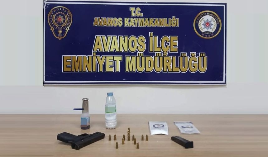 Nevşehir'de Gizli Bölmeden Silah ve Yasaklı Madde Çıktı