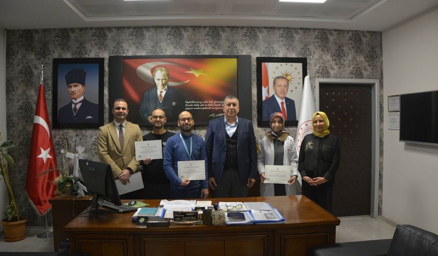 Nevşehir’de Tütünle Mücadele Eğitimine Katkı Sunan Hekimlere Teşekkür