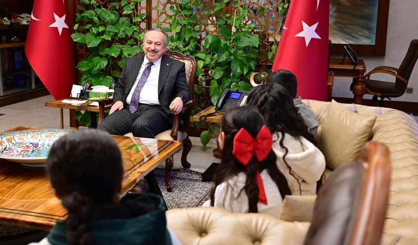 Vali Ali Fidan Çocuklarla Bir Araya Geldi