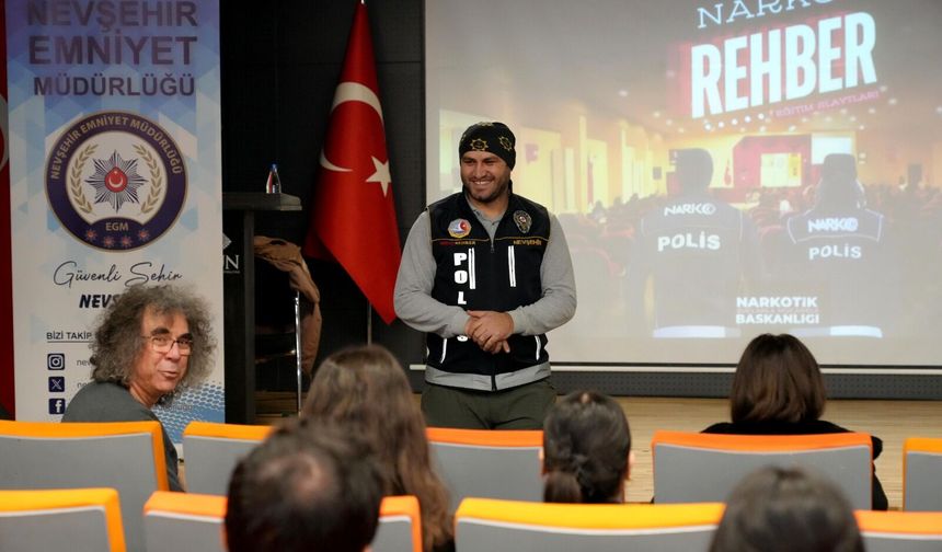 Nevşehir’de Her Kesime Narkotik Eğitimi