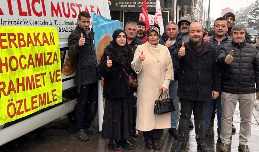 Nevşehir’de Erbakan İçin Hayır Lokması