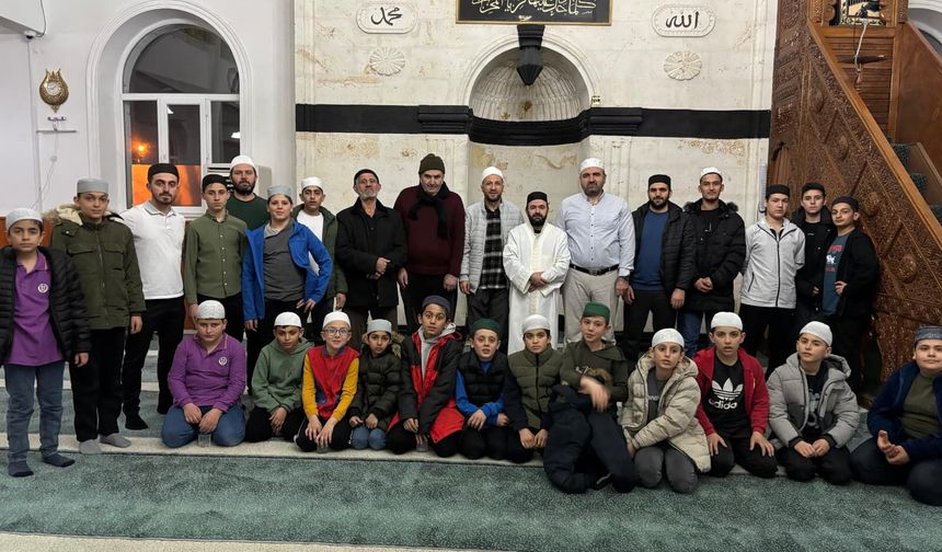 Hafızlık Öğrencileri Ürgüp’te Cemaatle Buluştu