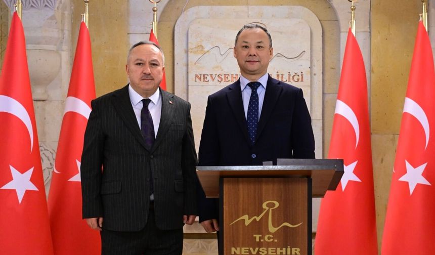 Büyükelçi Kazakbaev’ten Vali Fidan’a Ziyaret