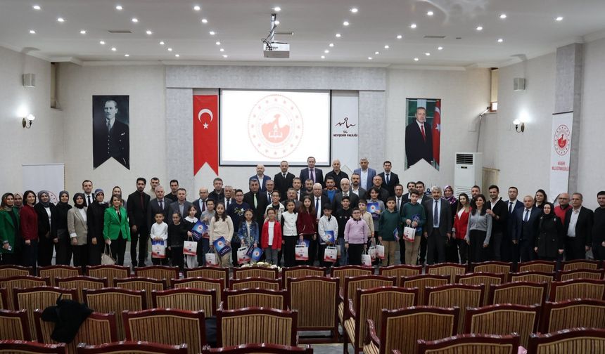 Nevşehir Okuyor Projesinde Simya Koleji Farkı