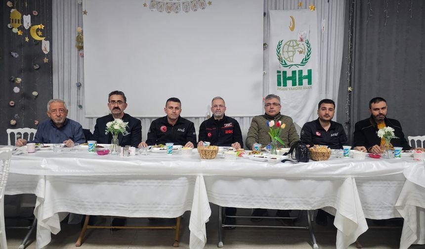 Nevşehir’de Afet Kahramanları İHH İftarında Buluştu