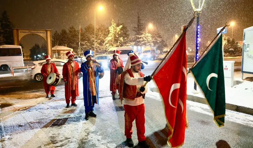 Nevşehir’de Mehter Marşıyla Sahura Kalktılar