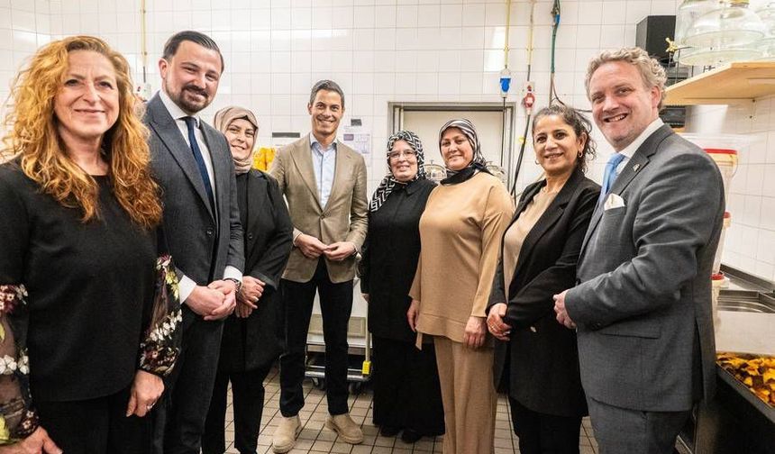 Hollanda Başbakanı, Nevşehirli Çetin Ailesinin İftar Programına Katıldı