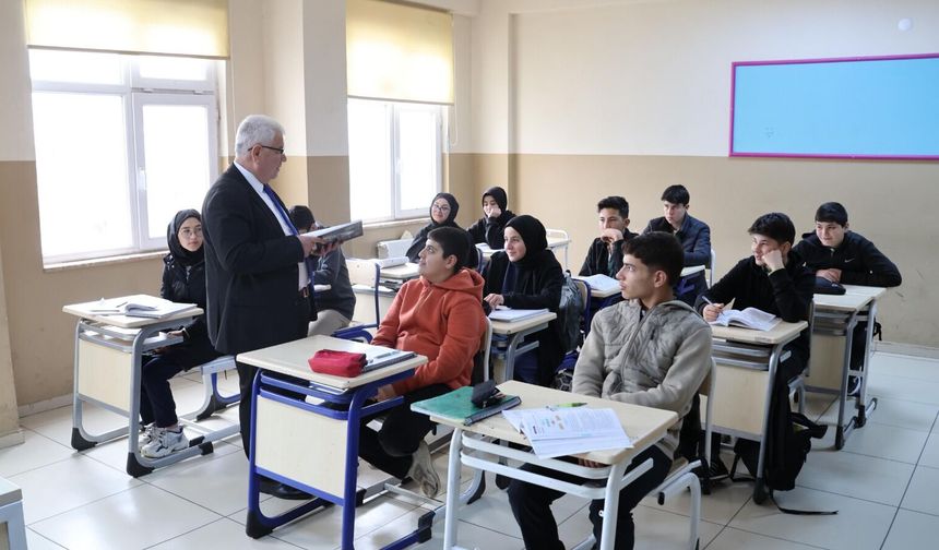 Nevşehir İl Millî Eğitim Müdürü Yazıcı'dan Acıgöl AİHL'ye Ziyaret