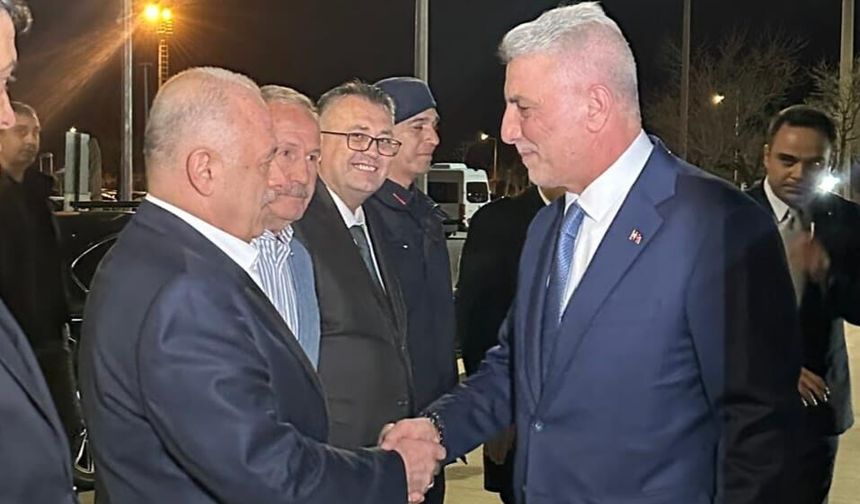 Başkan Adayı Öbekli, Bakan Bolat’ı uğurladı