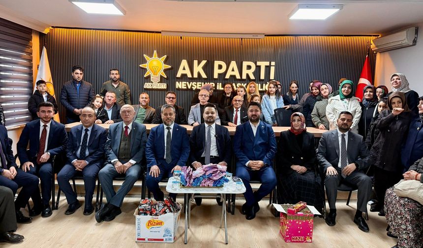AK Parti Nevşehir teşkilatı bayramlaştı