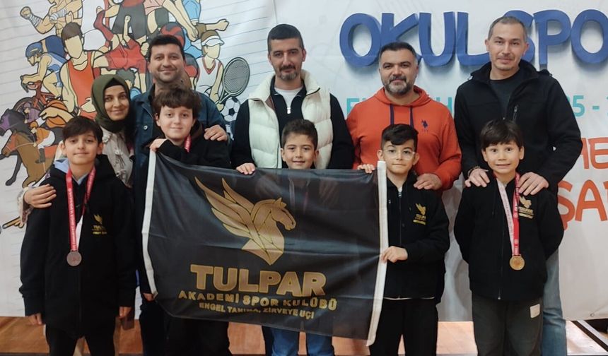 TBMM 23 Nisan Satranç Turnuvasında Nevşehirli Sporculardan Dereceler