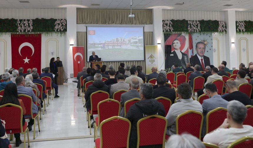 Rektör Aktekin “Kimliğin İnşası: Maariften Kültüre, Gelenekten Geleceğe” Üzerine Konuştu